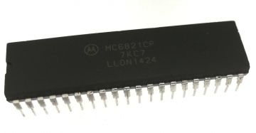6821 40-Pin PIA IC