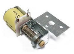 Kicker Bracket/Auto Launch Assembly - Right